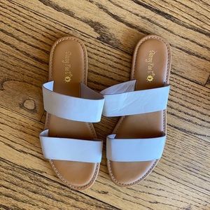 Never worn perfect sandals!